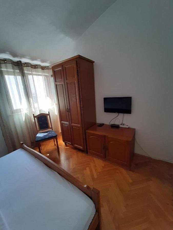 Apartments Ivanka Стариград-Пакленица Екстериор снимка