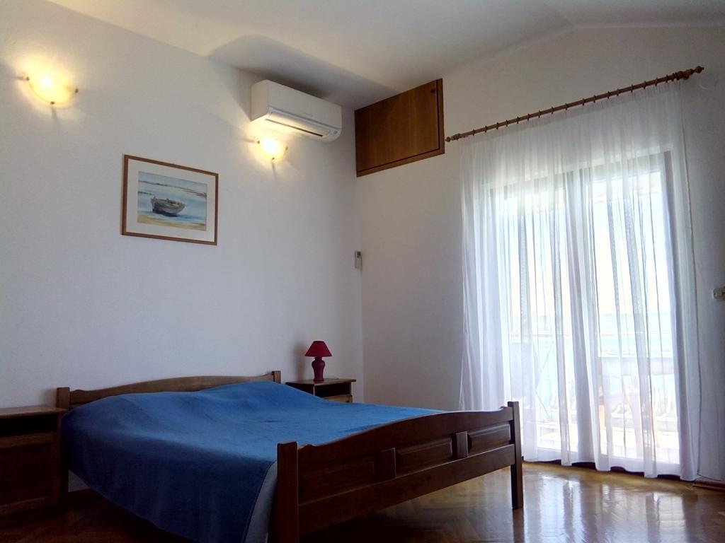 Apartments Ivanka Стариград-Пакленица Стая снимка